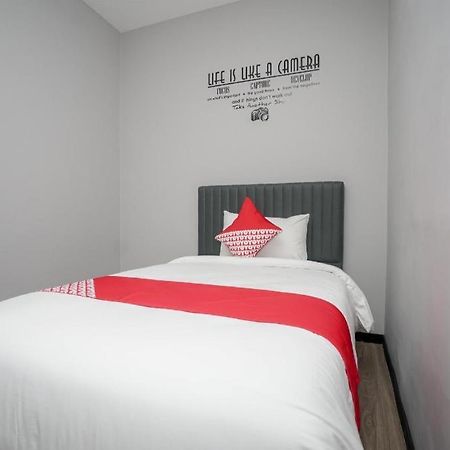 Oyo 568 Rajawali Homestay Παλεμπάνγκ Εξωτερικό φωτογραφία