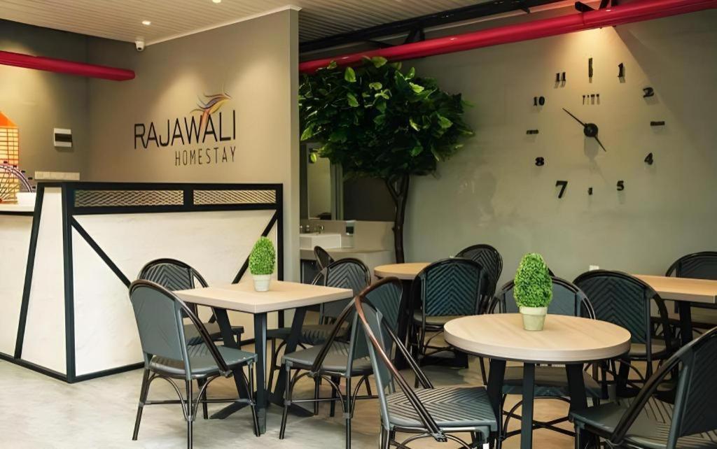 Oyo 568 Rajawali Homestay Παλεμπάνγκ Εξωτερικό φωτογραφία