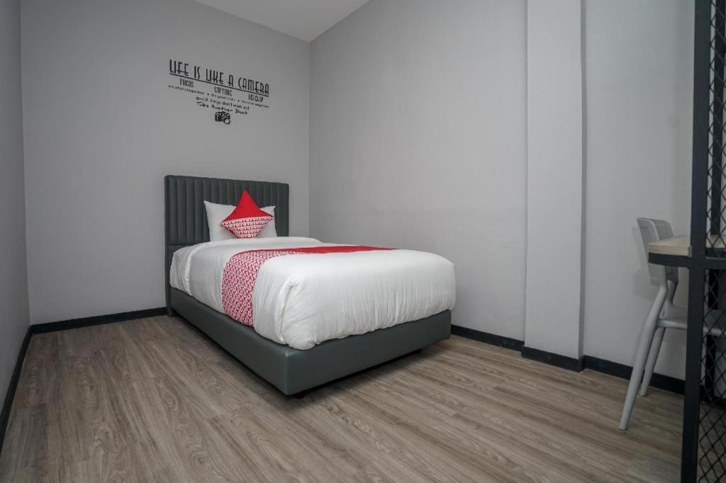 Oyo 568 Rajawali Homestay Παλεμπάνγκ Εξωτερικό φωτογραφία