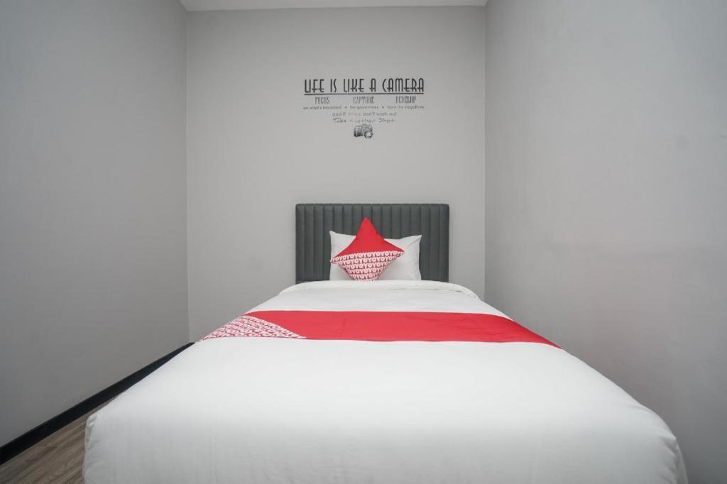 Oyo 568 Rajawali Homestay Παλεμπάνγκ Εξωτερικό φωτογραφία